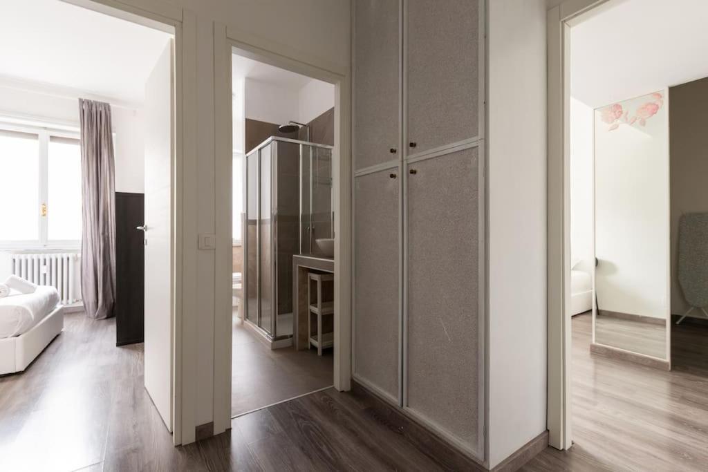 Large Close To Metro Apartment *